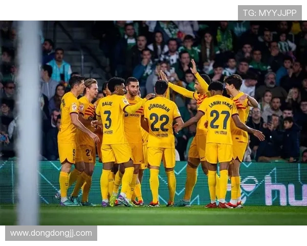 西甲门将出现低级失误奥亚萨瓦尔机敏抢断破门助球队逆转局势